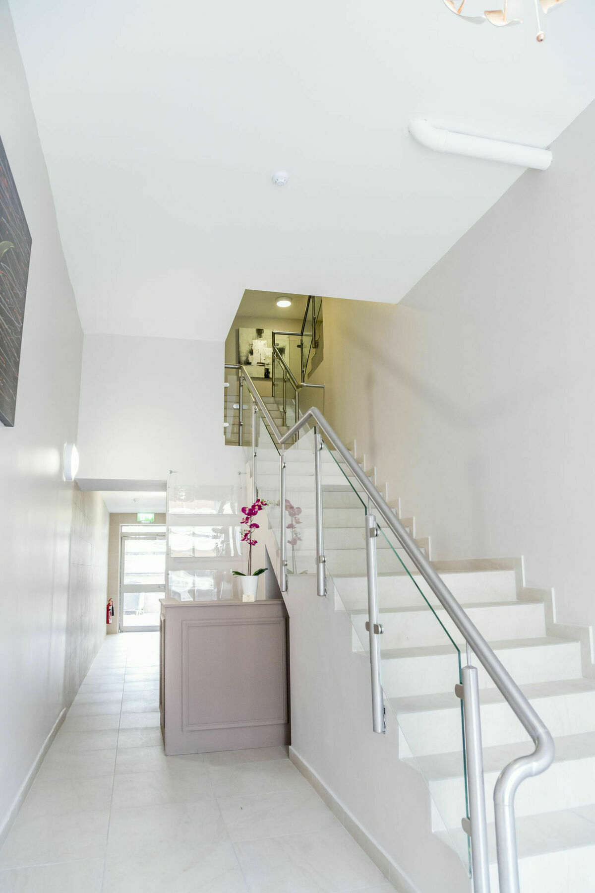 Pearse Street Suites Dublin Exterior photo